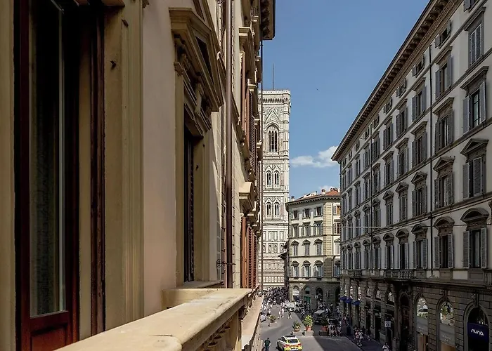 Charm * Florence